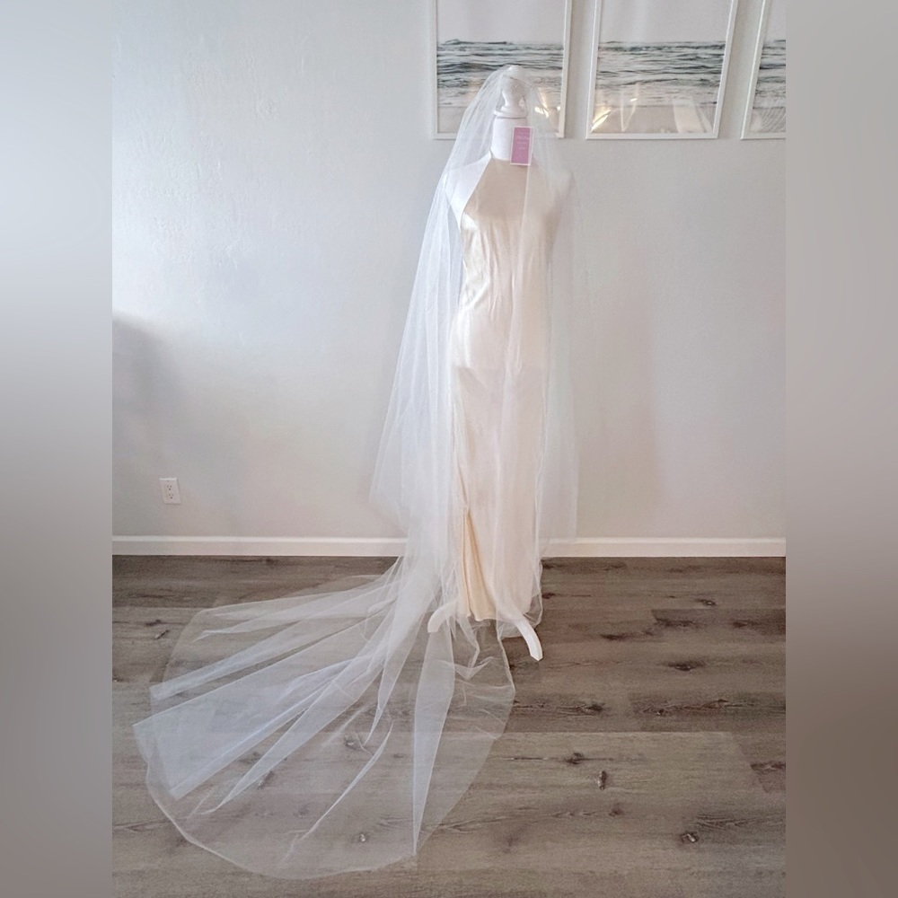 Plain Cathedral Wedding Veil with Long Blusher - Picture 6 of 8